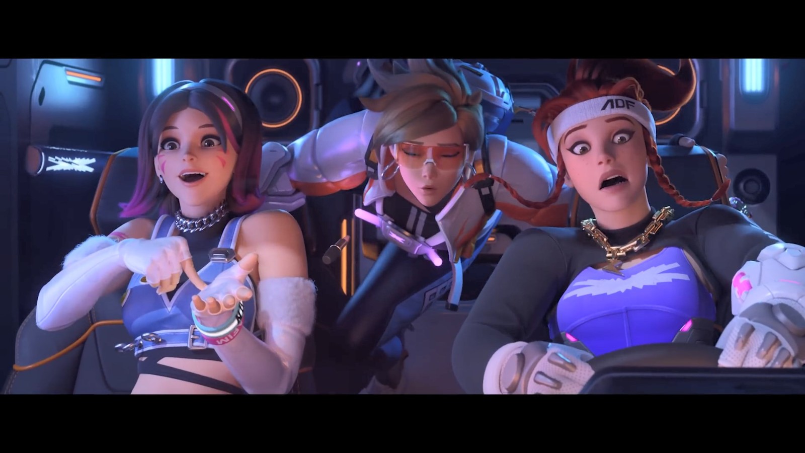 国足500万挣得少！徐亮：扣完税也就300万 已是日韩球员三分之一 还怎么降