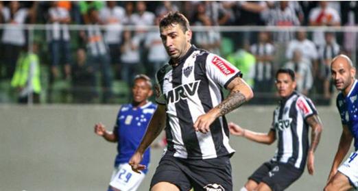 弱侧触球数 弱侧触球数